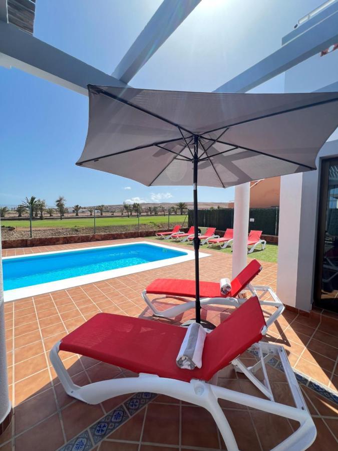 Villa Eva - New To The Market, Fully Refurbished Licensed Villa - Private Pool Caleta De Fuste Exteriör bild