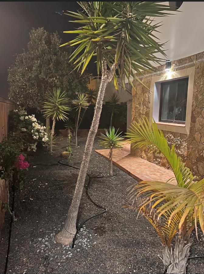 Villa Eva - New To The Market, Fully Refurbished Licensed Villa - Private Pool Caleta De Fuste Exteriör bild