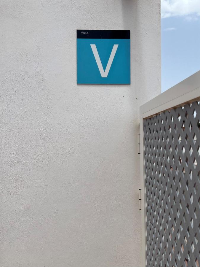 Villa Eva - New To The Market, Fully Refurbished Licensed Villa - Private Pool Caleta De Fuste Exteriör bild