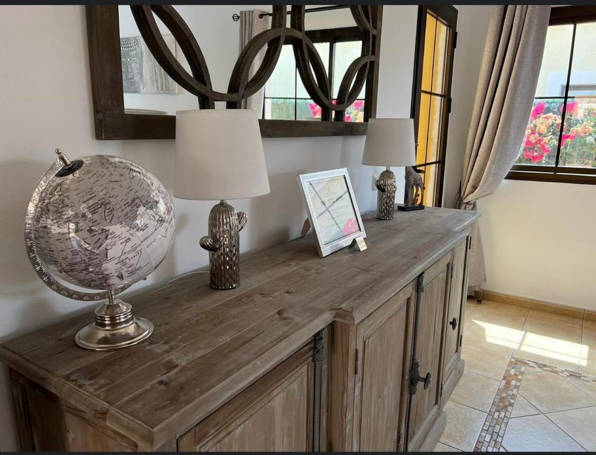 Villa Eva - New To The Market, Fully Refurbished Licensed Villa - Private Pool Caleta De Fuste Exteriör bild